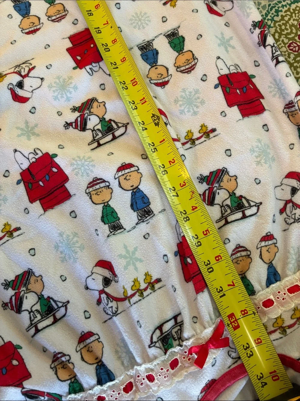 Peanuts Size 8 Girls' White Holiday Character Nightgown with Red Trim